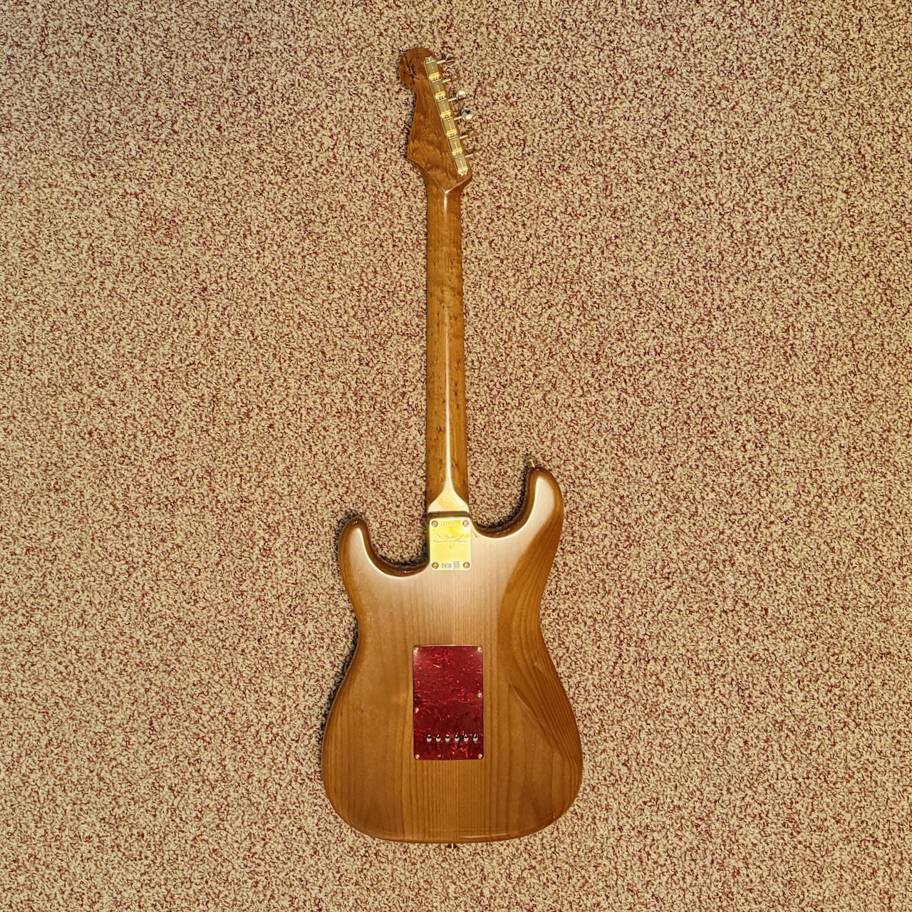 Fender Custom Artisan Maple Burl Stratocaster