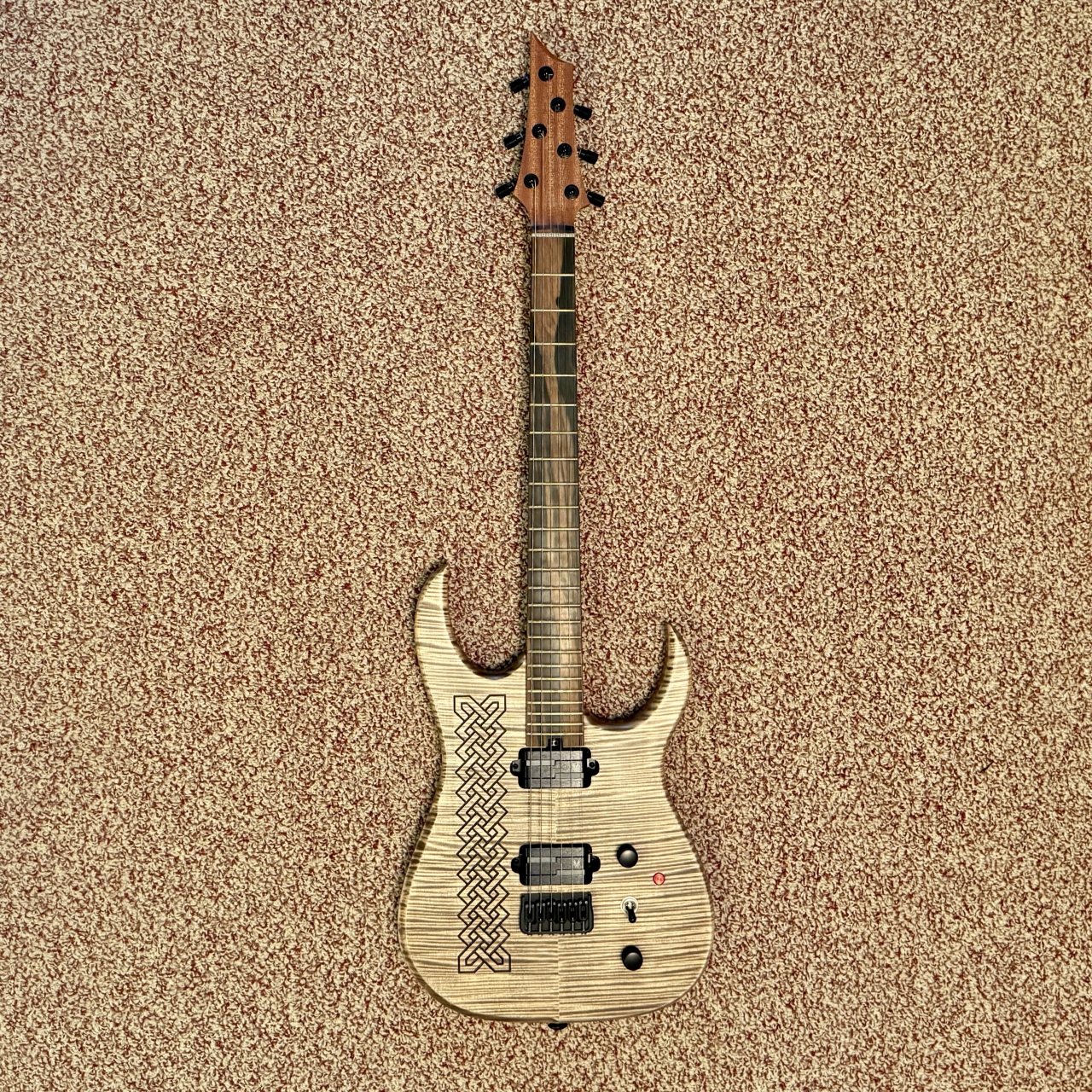 Hufschmid Tantalum Celtic Mica