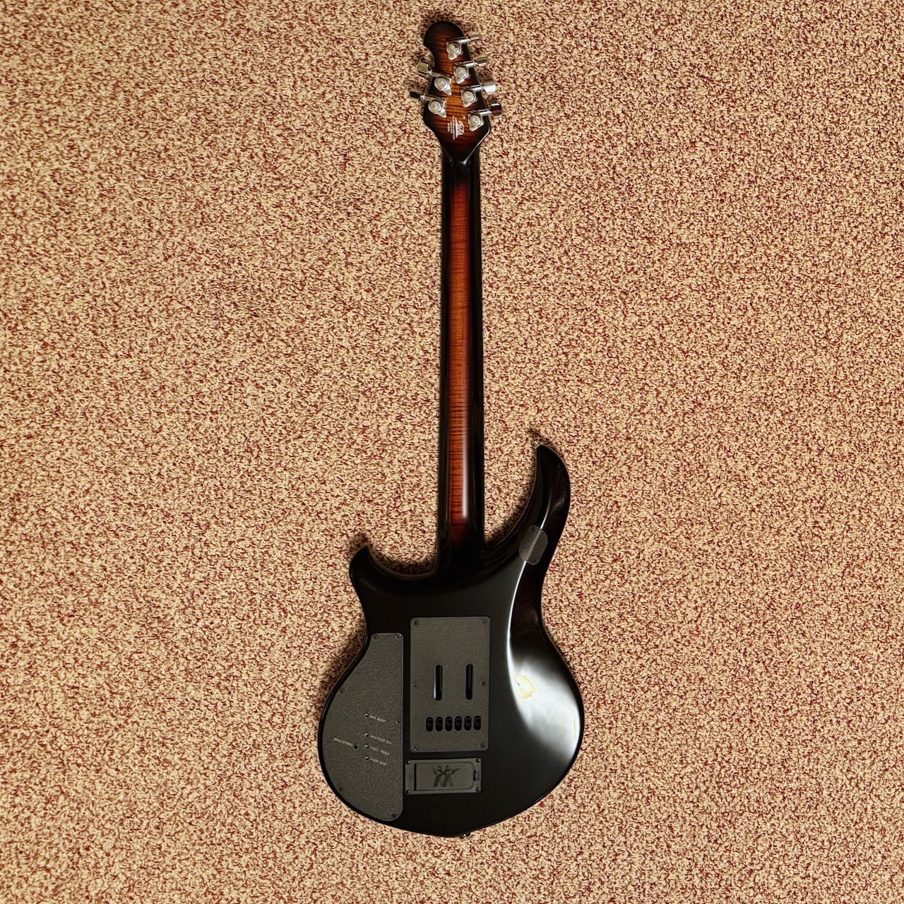 Ernie Ball Music Man John Petrucci Majesty 6