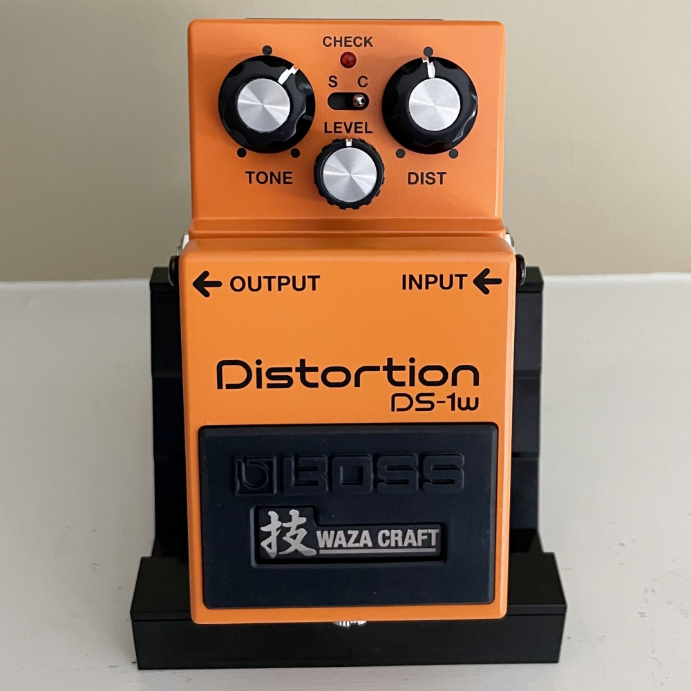 Boss DS-1W Distortion Waza Craft