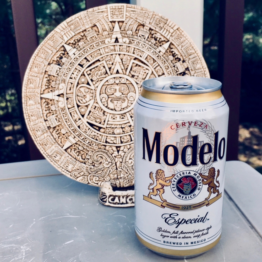 Modelo Especial Pilsner Style Lager