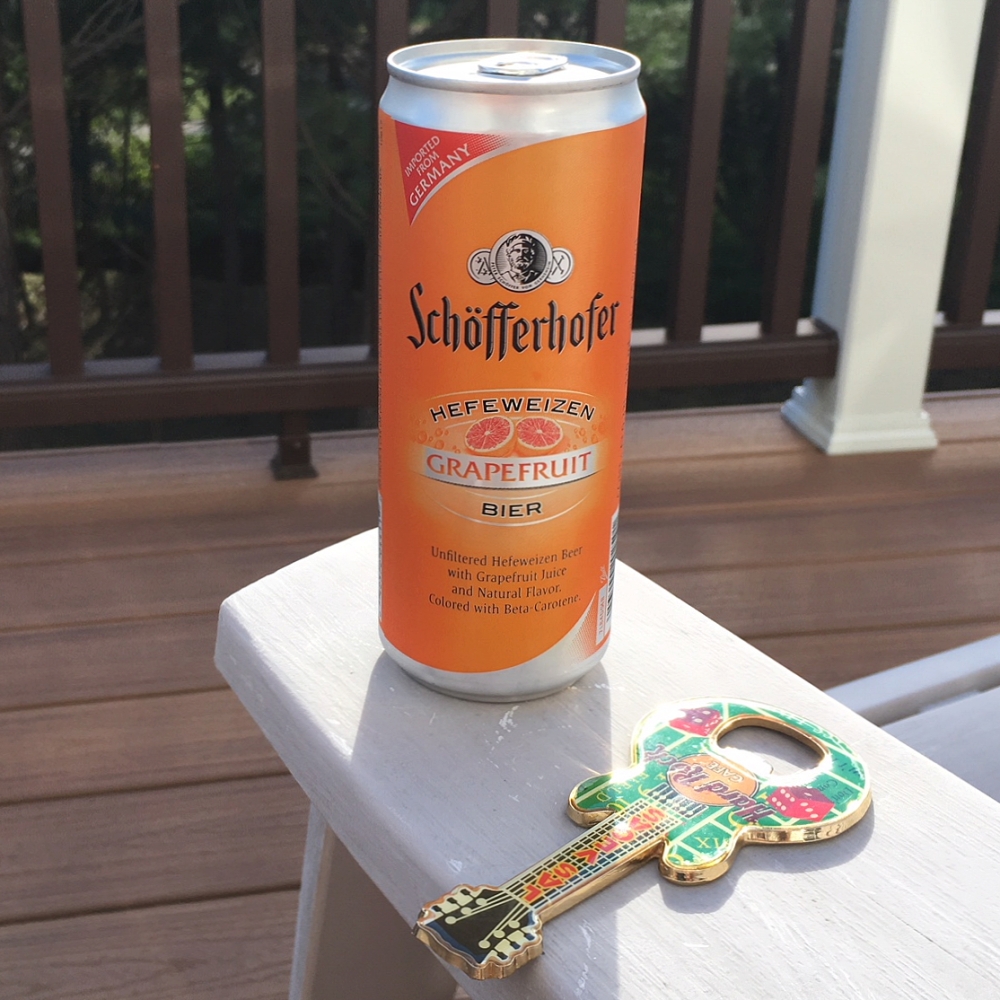 Schofferhofer Hefeweizen Grapefruit Beer