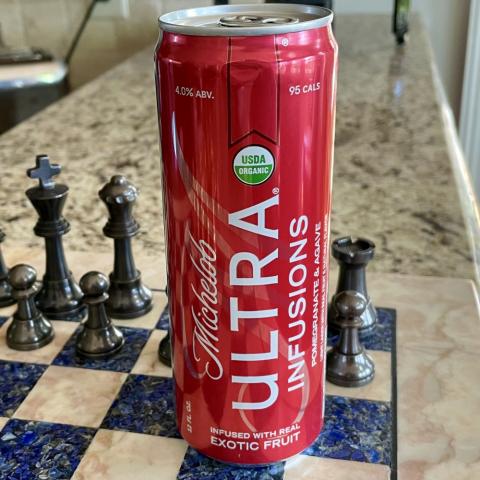 Anheuser-Busch Michelob Ultra Pomegranate & Agave Light Beer (12 oz)
