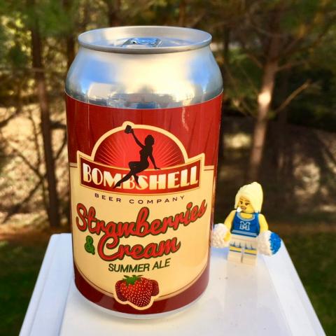 Bombshell Beer Company Strawberries & Cream Summer Ale